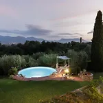 Villa Villa In Tuscany With Infinity Pool *