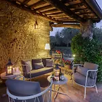 Villa Villa In Tuscany With Infinity Pool