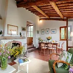 Villa Villa In Tuscany With Infinity Pool *