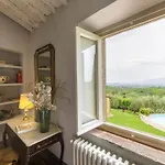 Villa Villa In Tuscany With Infinity Pool