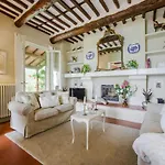 Villa Villa In Tuscany With Infinity Pool Capannori