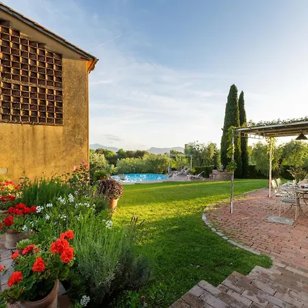 In Tuscany With Infinity Pool * Capannori