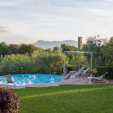 In Tuscany With Infinity Pool * Capannori
