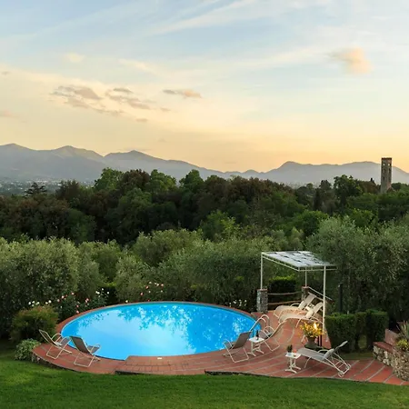 In Tuscany With Infinity Pool Villa Capannori